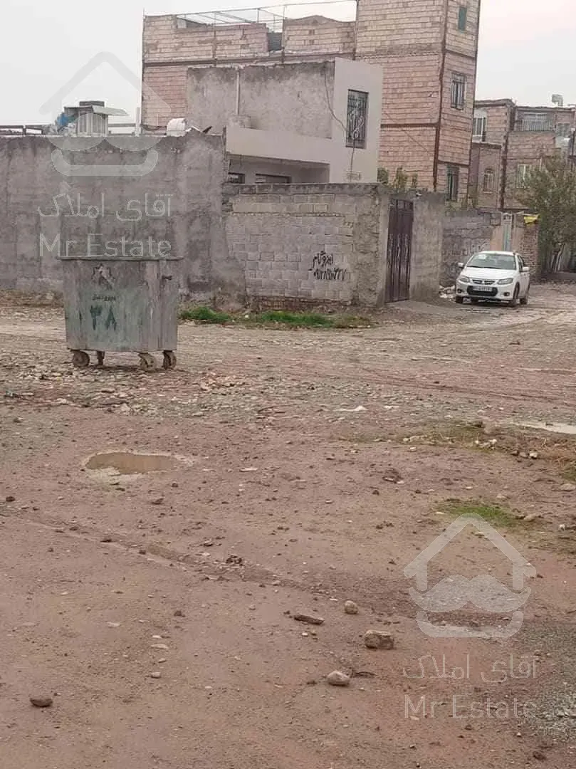 زمین مسکونی