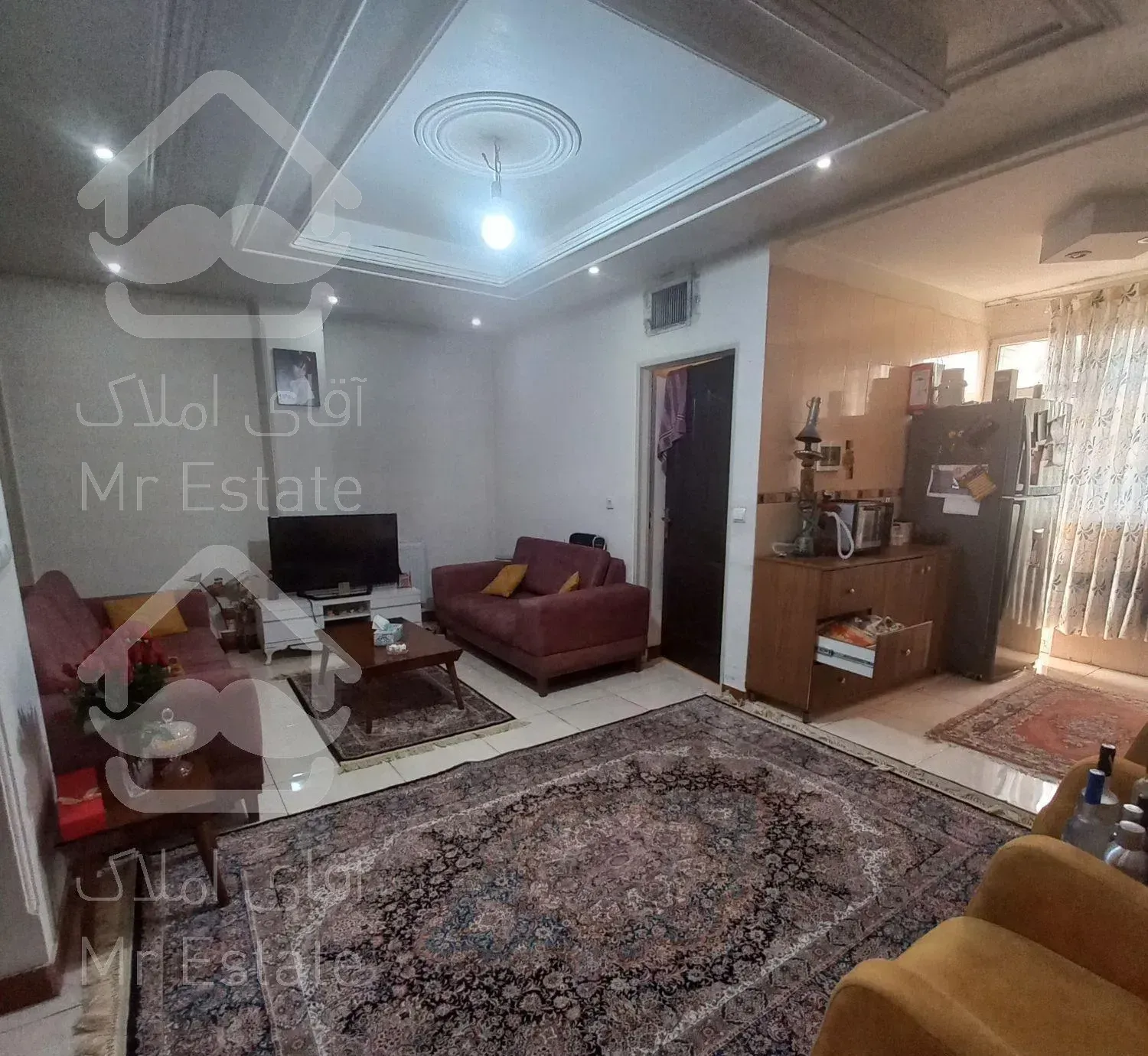 ۴۸ متر /خوش نقشه/تفرش شرقی