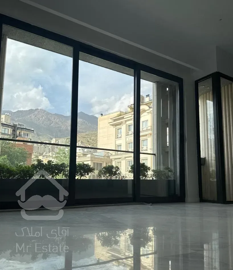 فروش آپارتمان ۱۵۰ متری ۳ خوابه در نیاوران