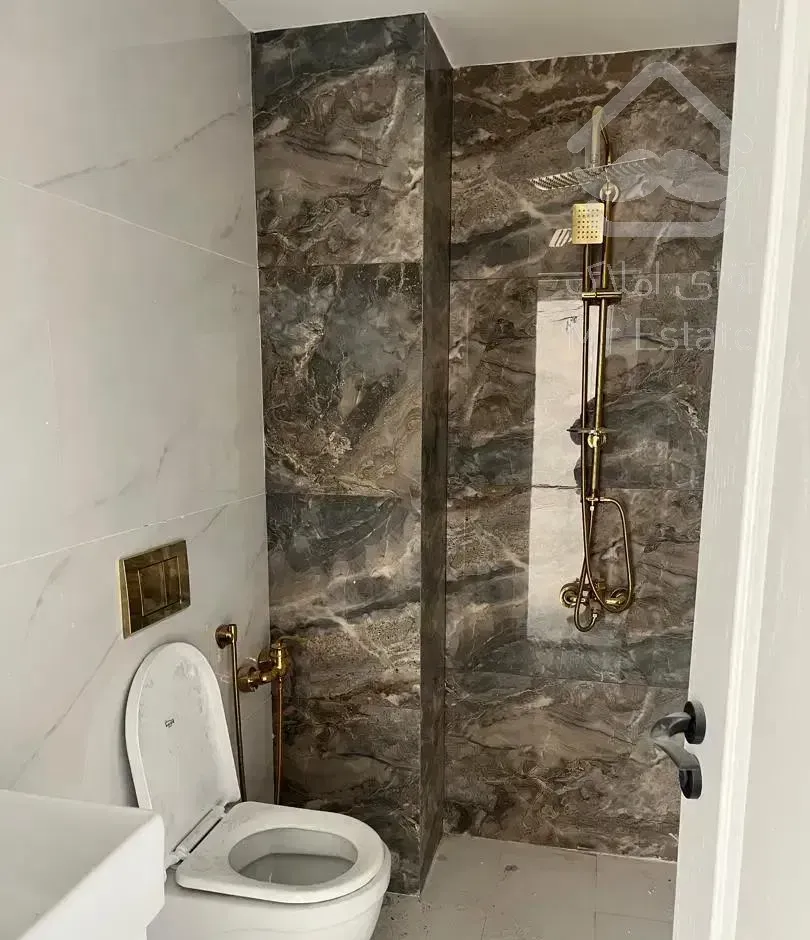 ۸۰ و۱۱۵ و ۱۹۵ متری  در فاصله ۵۰ متری خ امام رضا