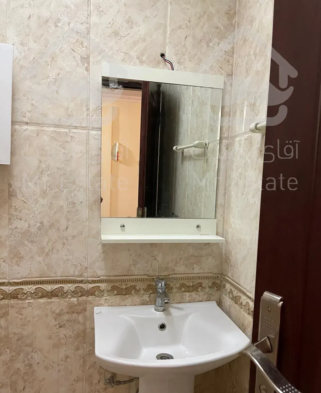 آپارتمان ۸۰ متری دو خواب تک واحدی