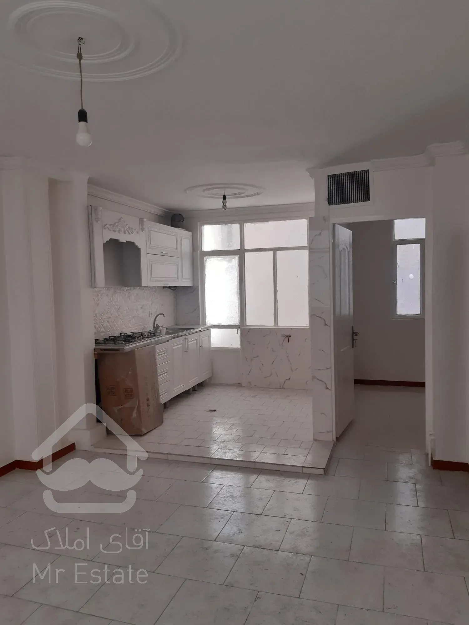 فروش ۴۲ متر ۱ خواب ، فول بازسازی ، تخلیه