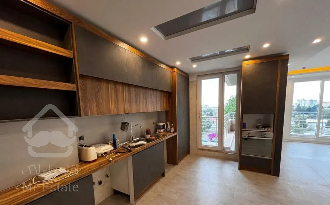 رهن آپارتمان ۱۸۰ متری ۳ خوابه محوطه کاخ