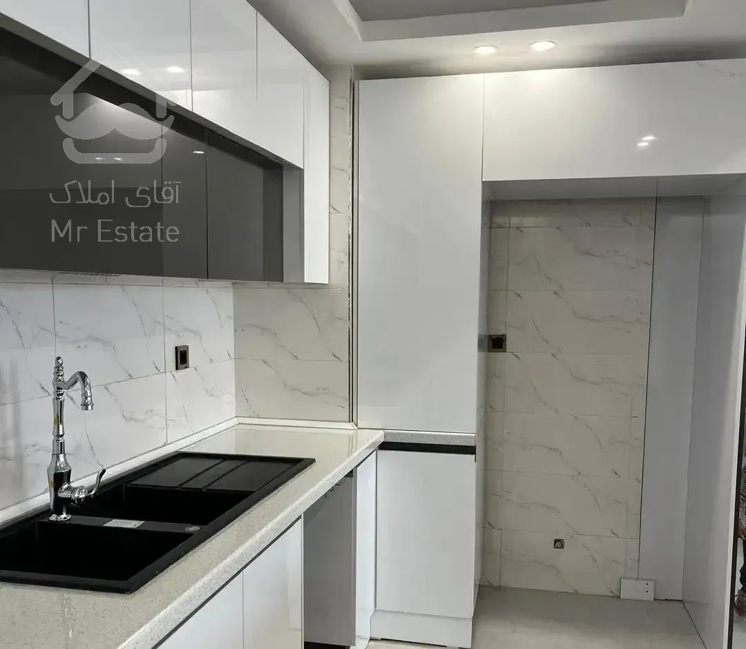 ۸۵مترتهرانپارس فول امکانات۲خ غرق نورزیرقیمت