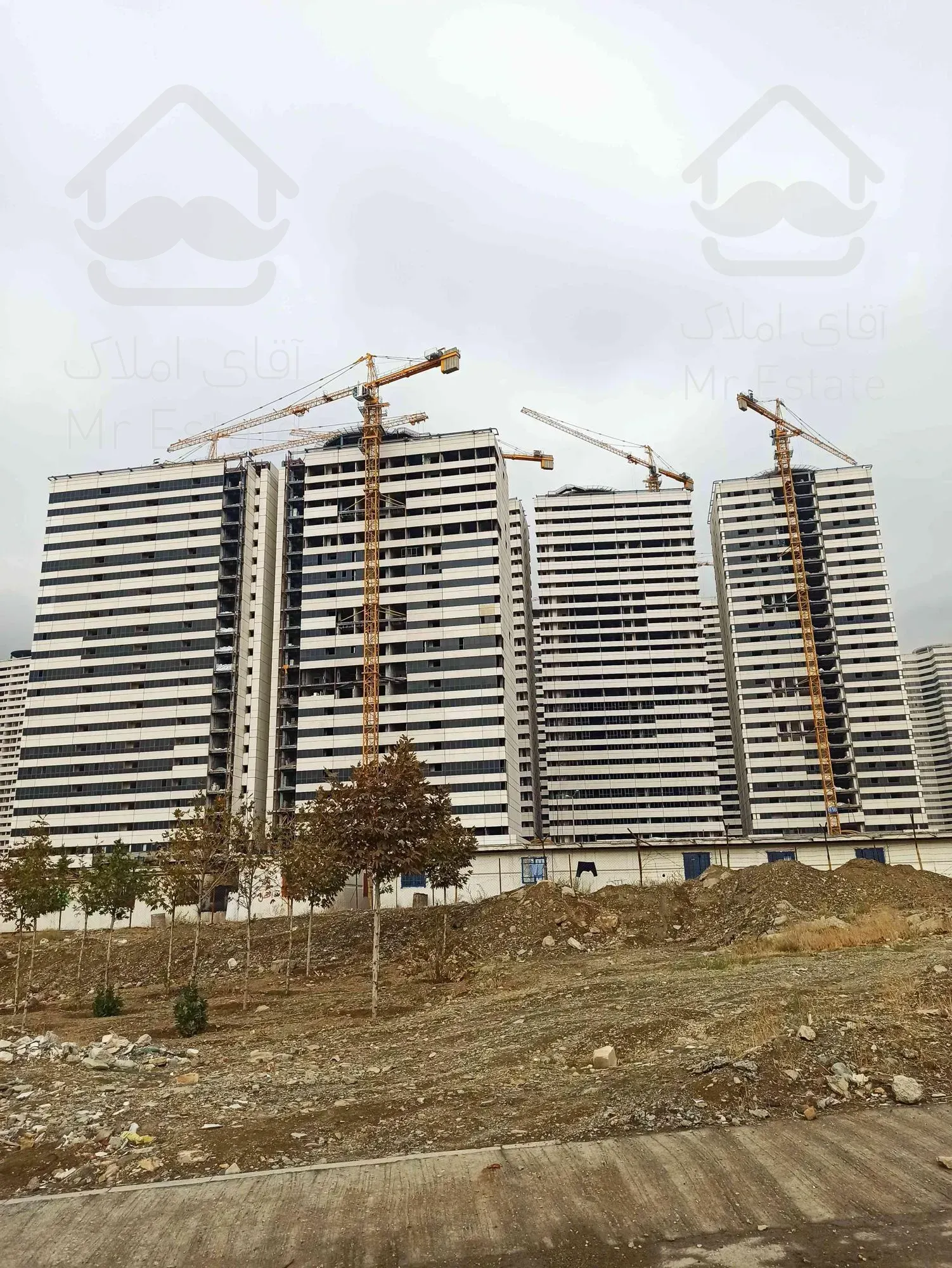 پیش فروش واحد مسکونی دربرج خرازی