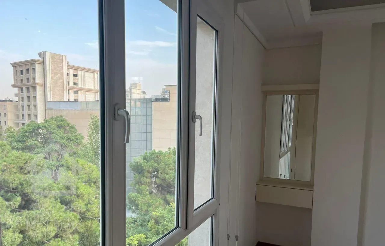 ۱۶۵متر/۳خواب/ویو/نیاوران