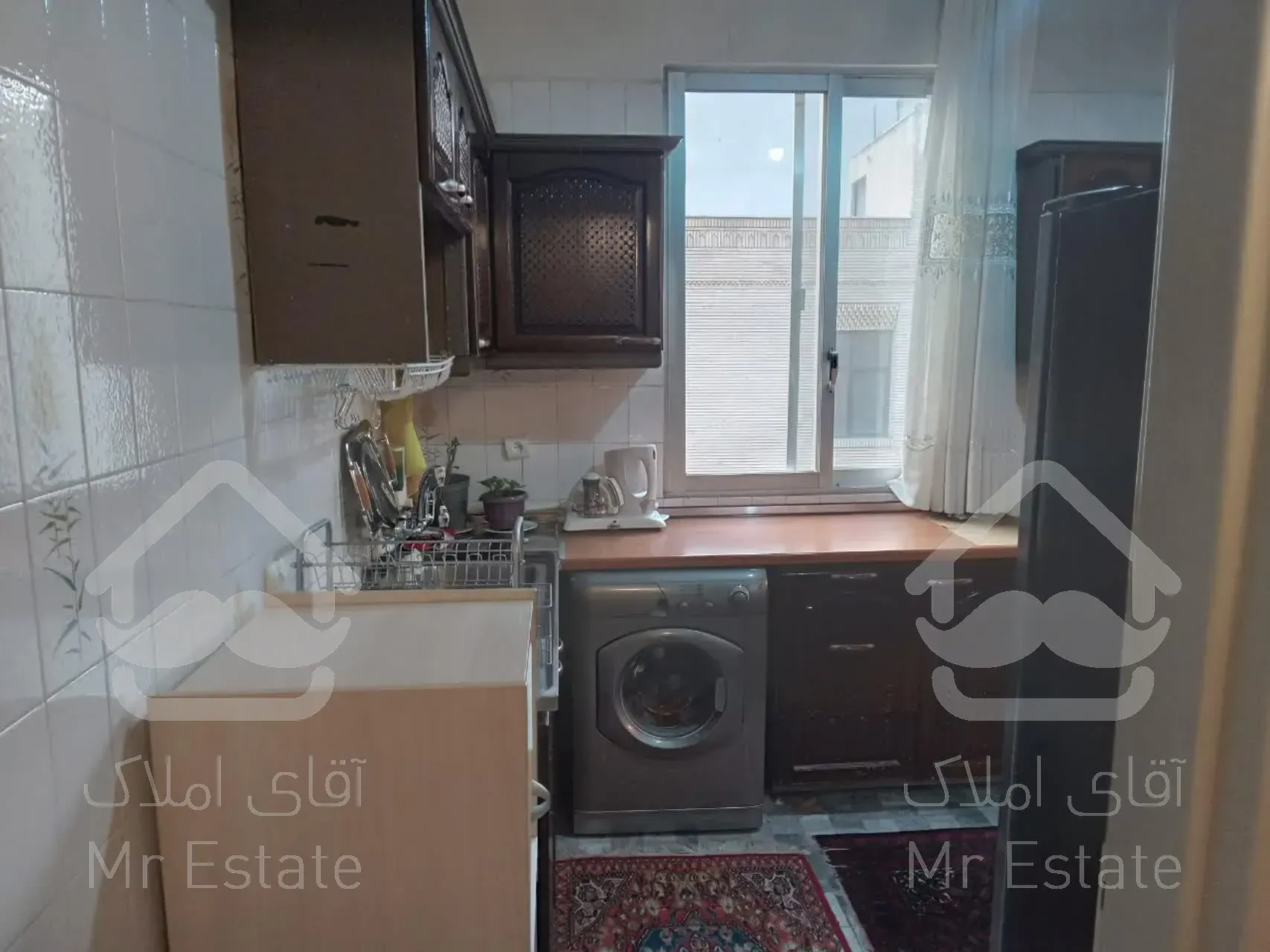 ۱۰۰ متری در واعظی