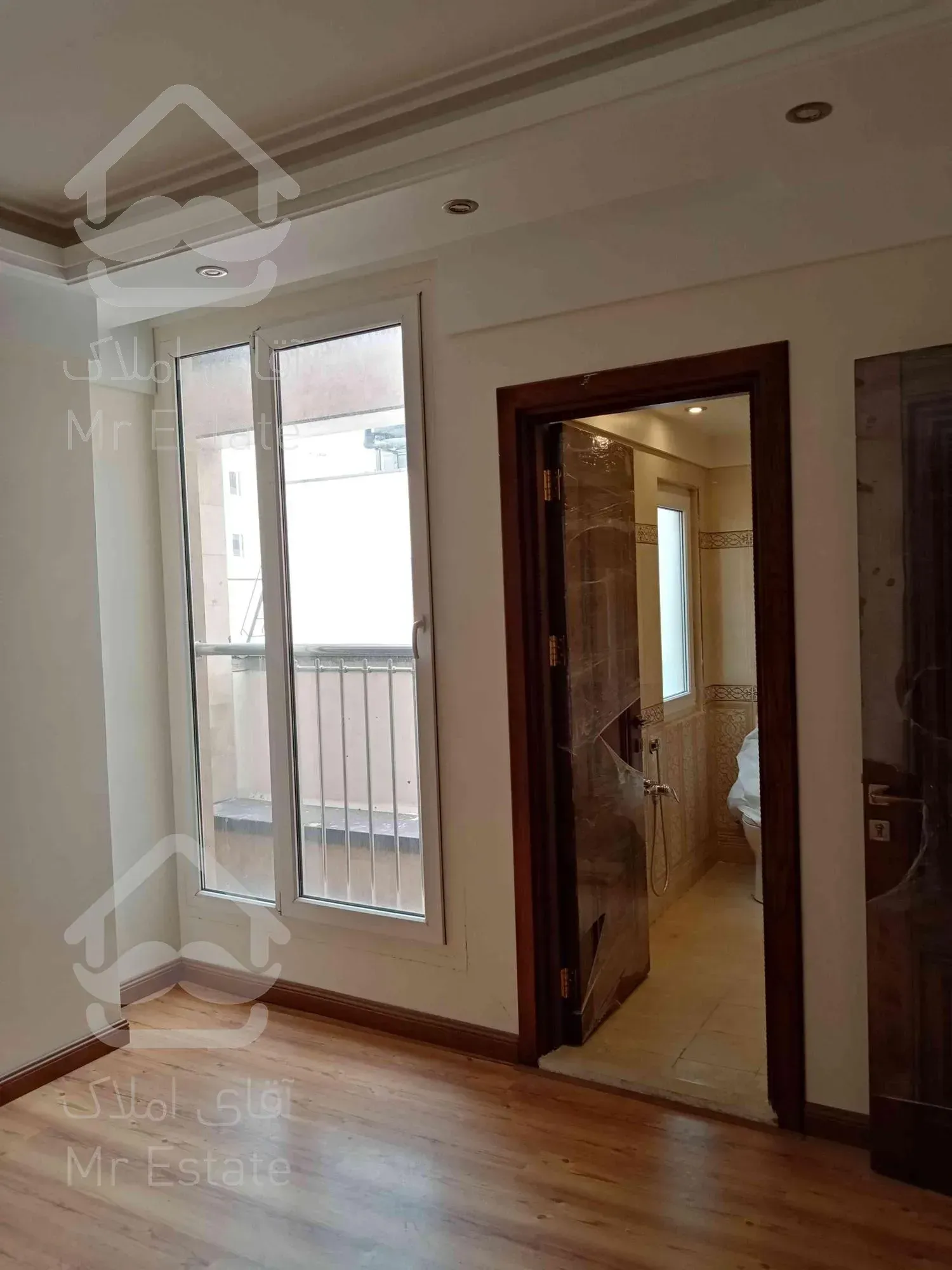 130 متر دو خواب مستر نیاوران نوساز