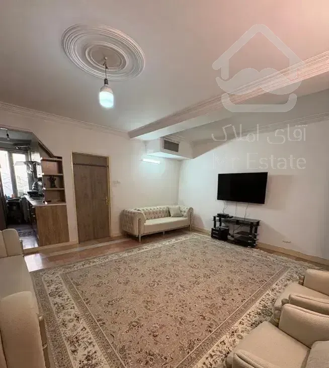 ۵۲ متر/قلب شهرک سینا/رو به نما