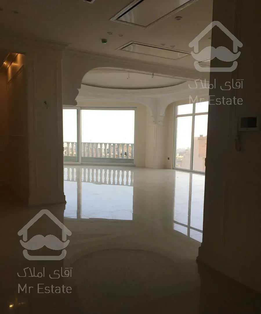 205متر آجودانیه