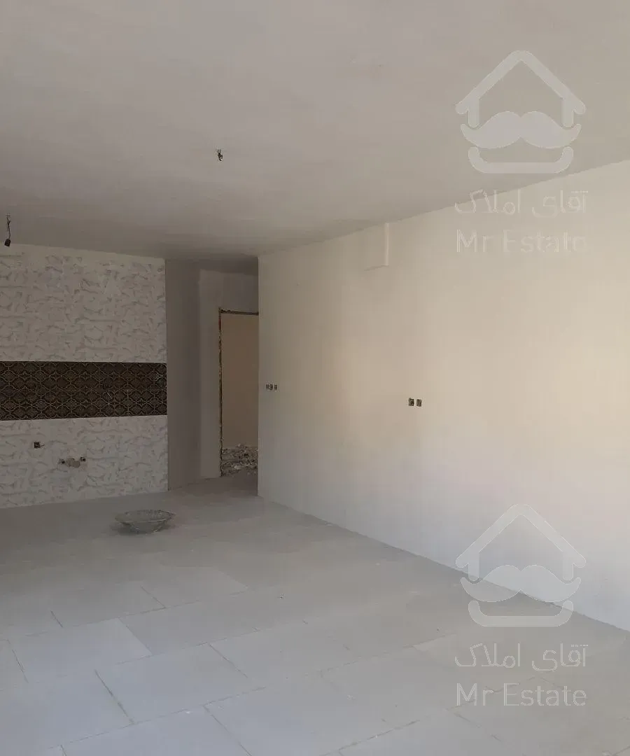 آپارتمان ۸۰متردوخواب وامدار