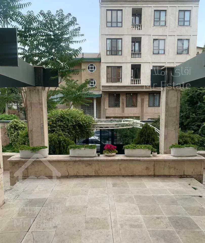 اپارتمان135متردوخواب اجودانیه