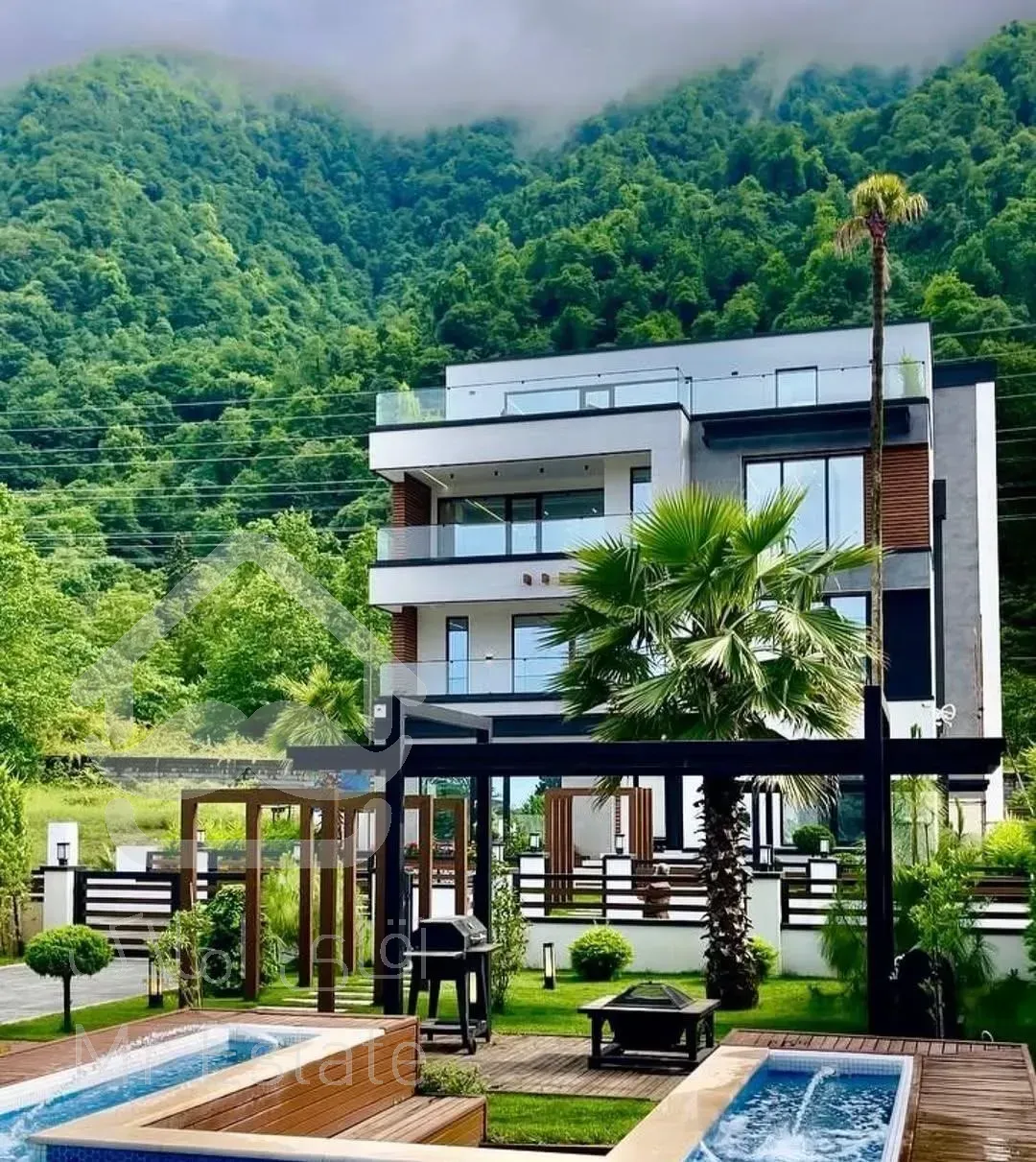 ویلای مدرن700متری در یه شهرک بااصالت جنگلی