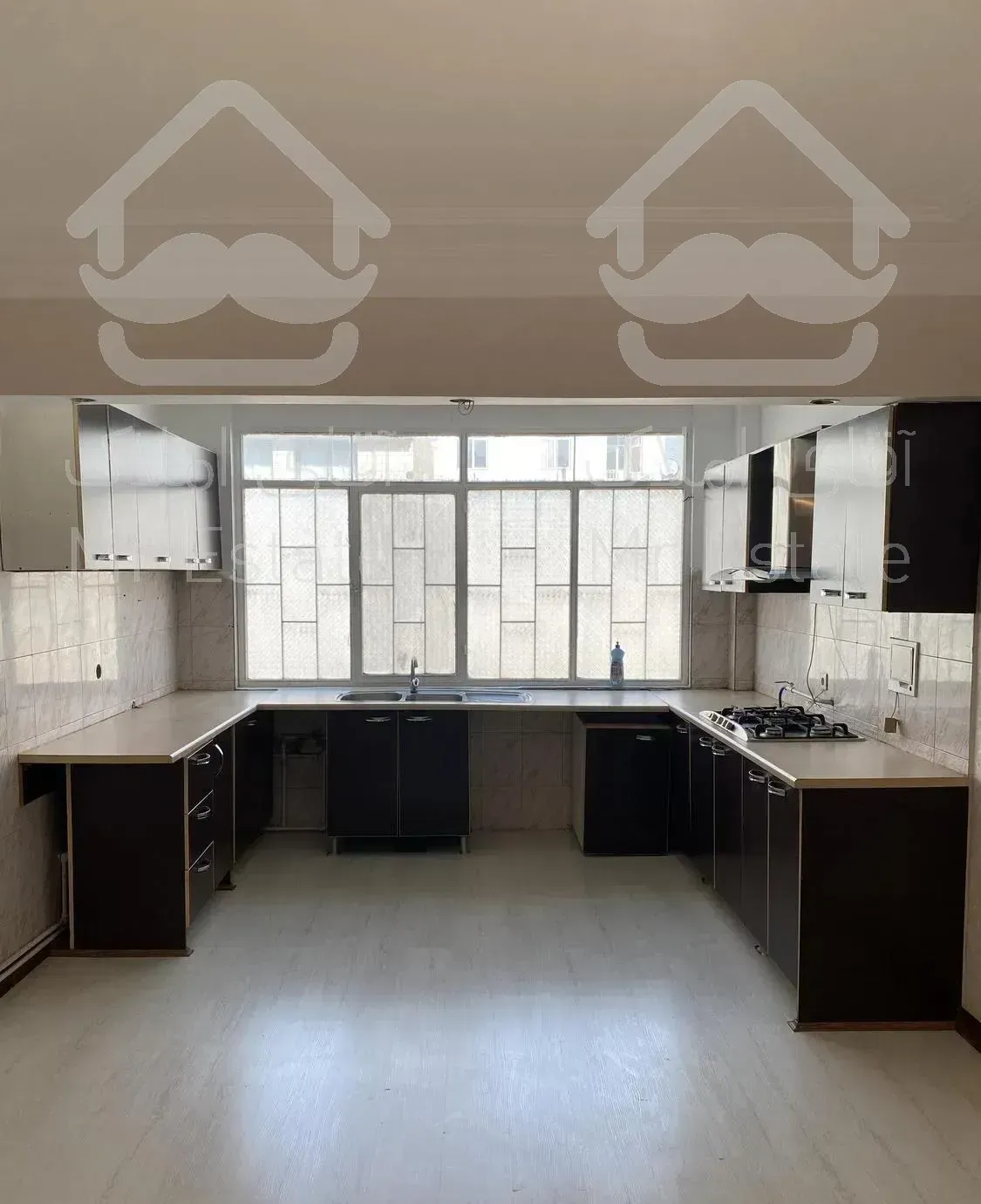 ۵۲ متر ۱خواب دوکله نور بالکن دار در کوی بیمه