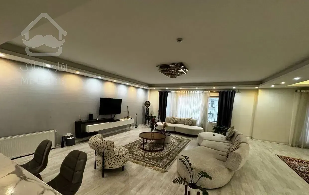 فروش آپارتمان ۲۰۰متری خ هراز