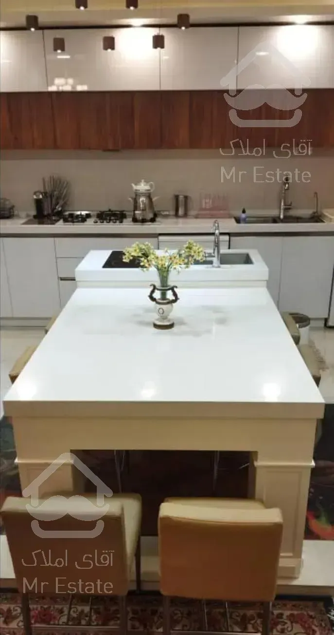 ۱۹۸متر/دربند/چهارخواب/فول بازسازی/روبه آفتاب