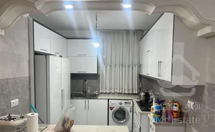 ۱۰۰متر ۲خواب تکواحدی ساختمان 2بر غرق نور/لویزان