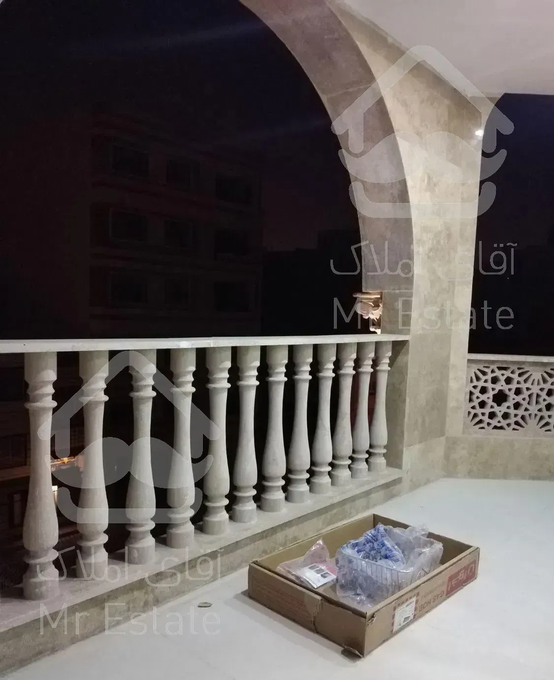 آپارتمان  صفر جمهوری کوچه شرق