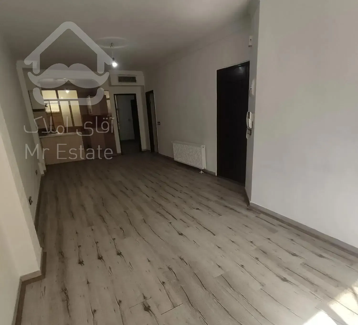 آپارتمان ۶۶ متری تک خواب بر میدان لوکیشن طلایی