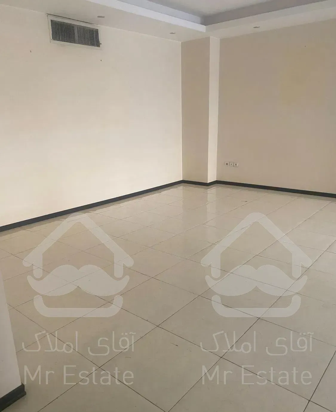 ۹۰ متر اپارتمان بالای میدان‌ولیعصر