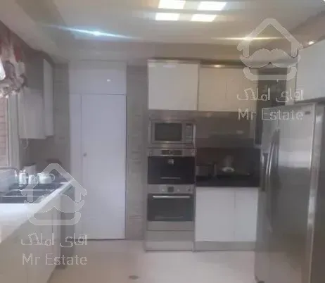 ب190متر 3خوابه تختی 10ساله واقعی