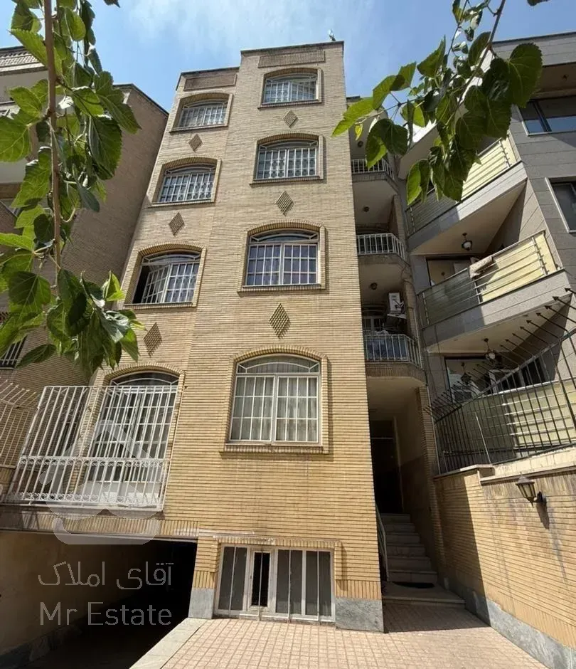 70 متر آپارتمان مسکونی در نصرت ، دکتر قریب