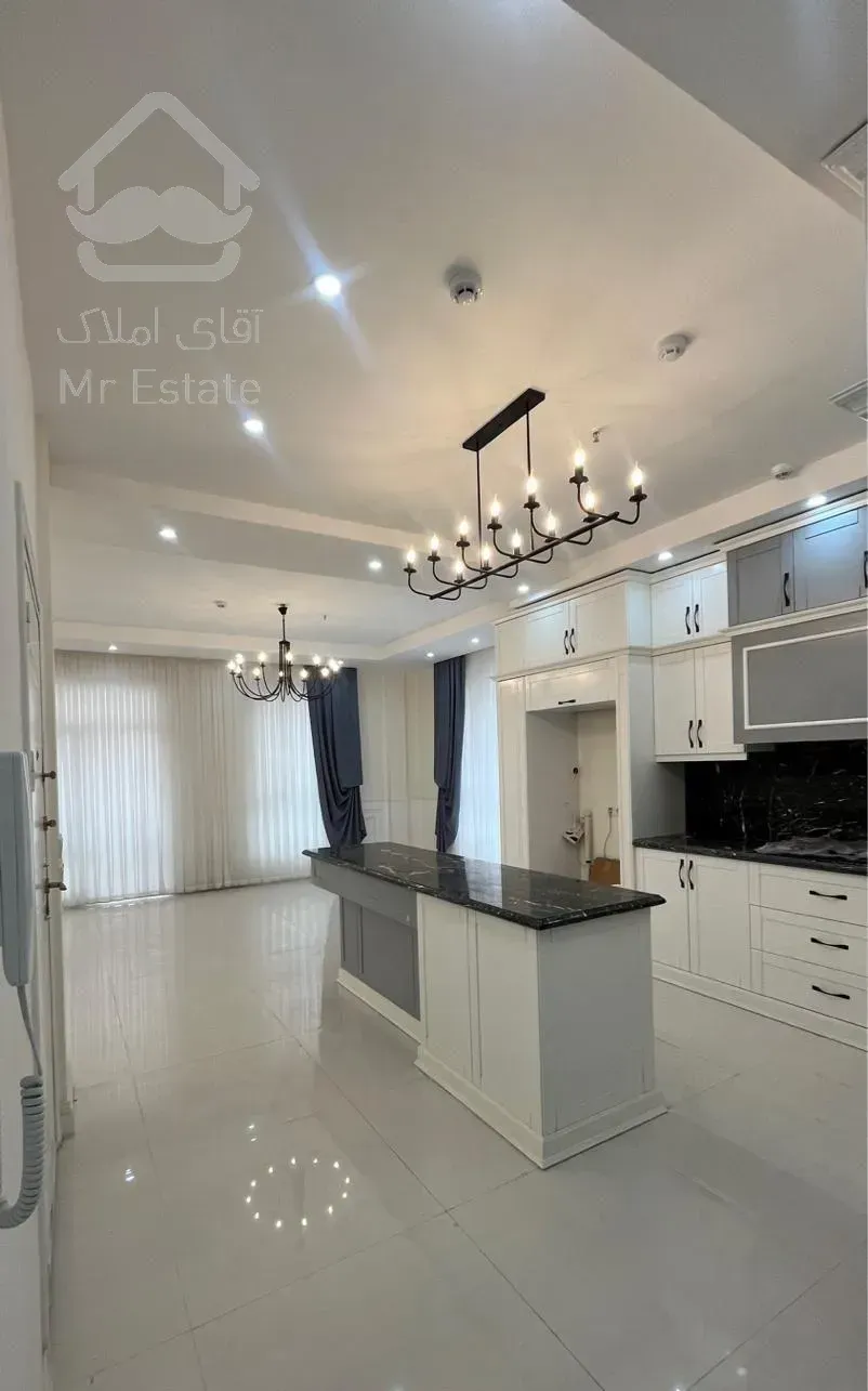 فروش آپارتمان سه نبش/ تک واحدی/ خوش نقشه خ بهار