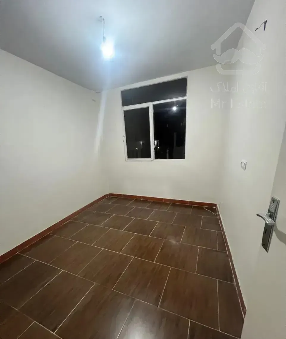 اپارتمان۵۲ متری تخلیه کوچه جنابی