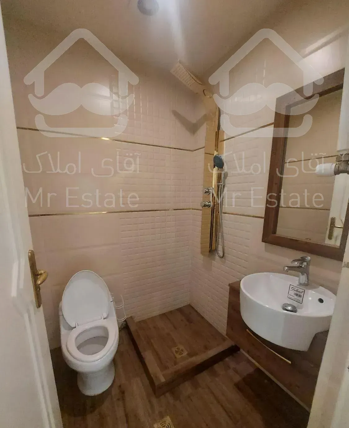 ۲۱۰ متر ۳ خواب ۱ مستر سنبل