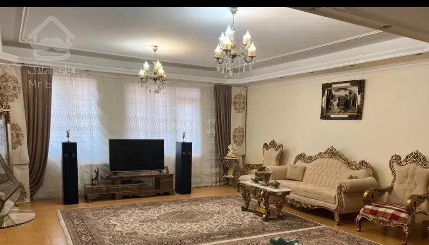 آپارتمان۱۱۳متری/خوش نقشه/آلاله شرقی