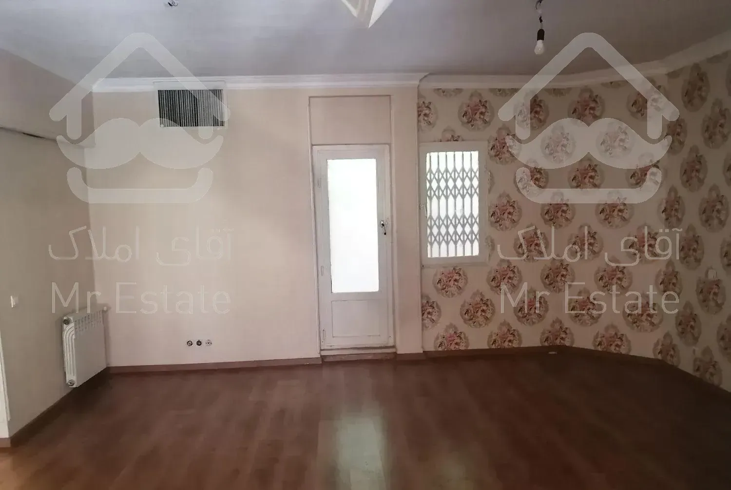 روبروی پارک ساعی 73متر 2خواب