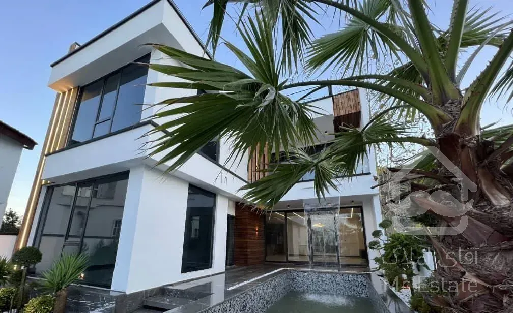 نوشهر بندپی/تریبلکس ۳۰۰متری/استخروباز/دبل روف