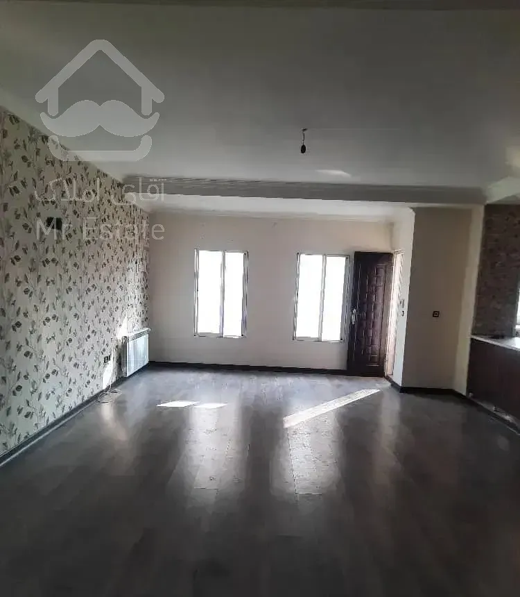 ۱۱۰ متری مدرس با اسانسور