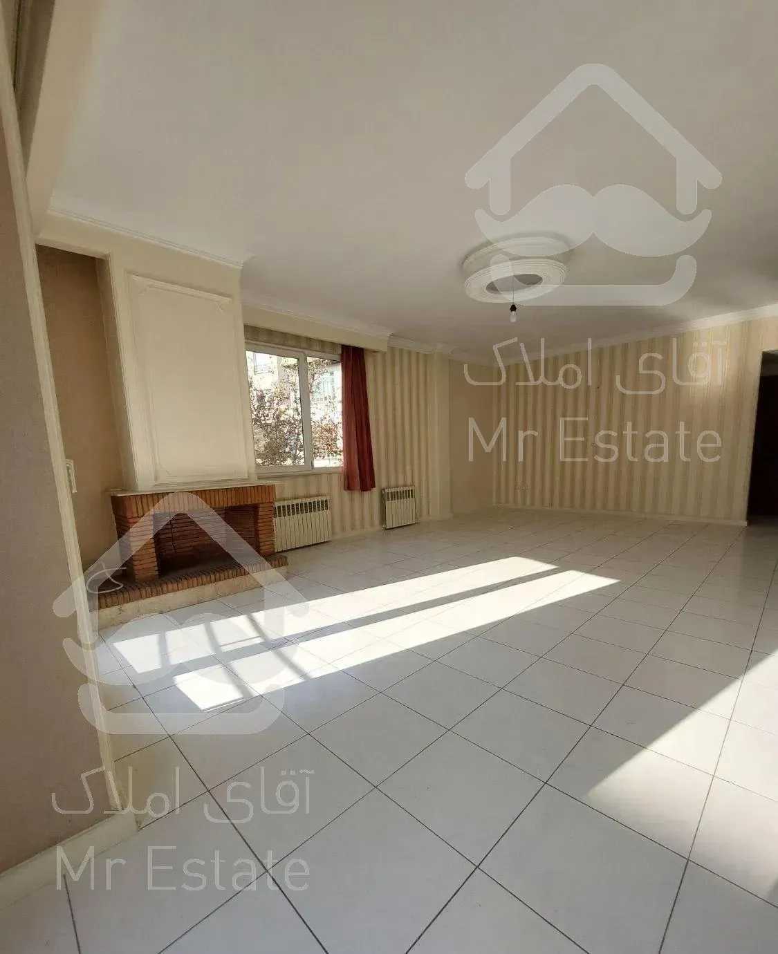 آپارتمان ۱۳۰ متر سه خواب فول بازسازی