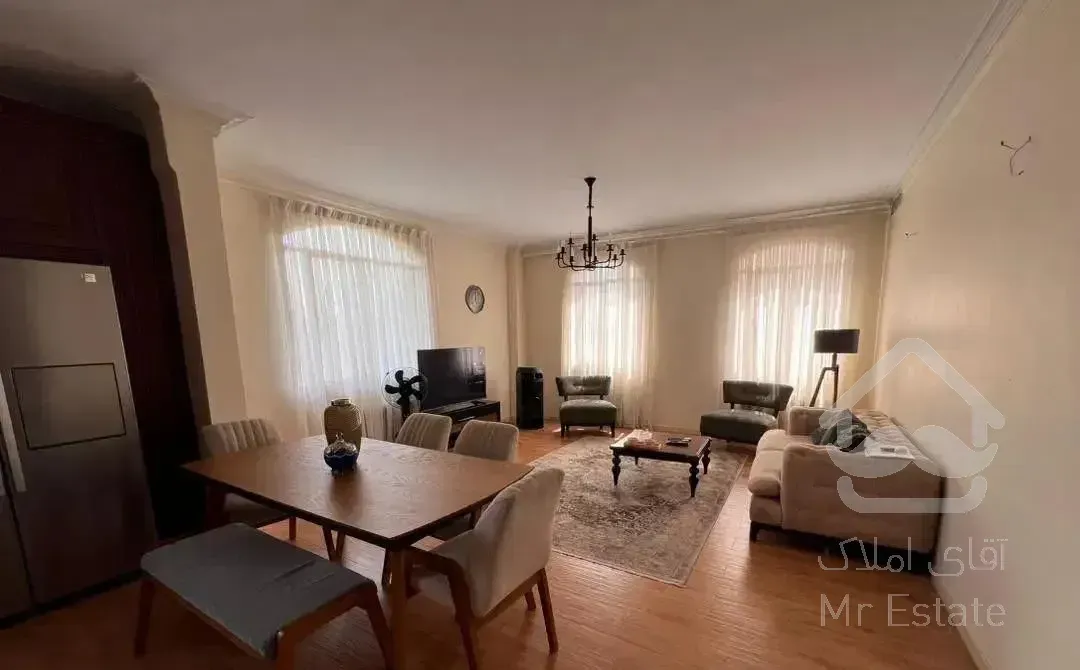 85متر ویو میدان