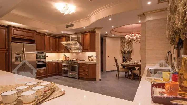 فروش آپارتمان 550 متر در زعفرانیه