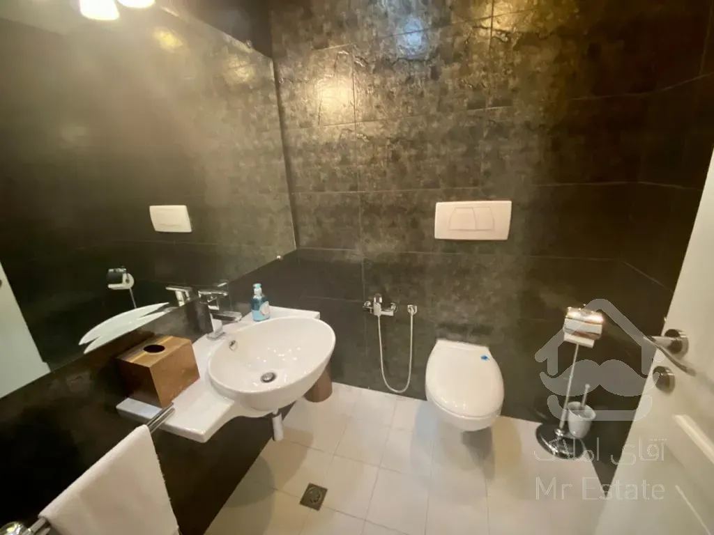 فروش اپارتمان 230 متری فرشته