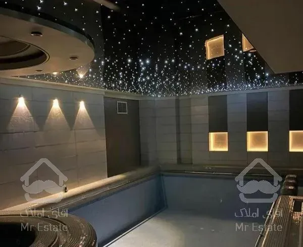 245 متر + میدان اسبی