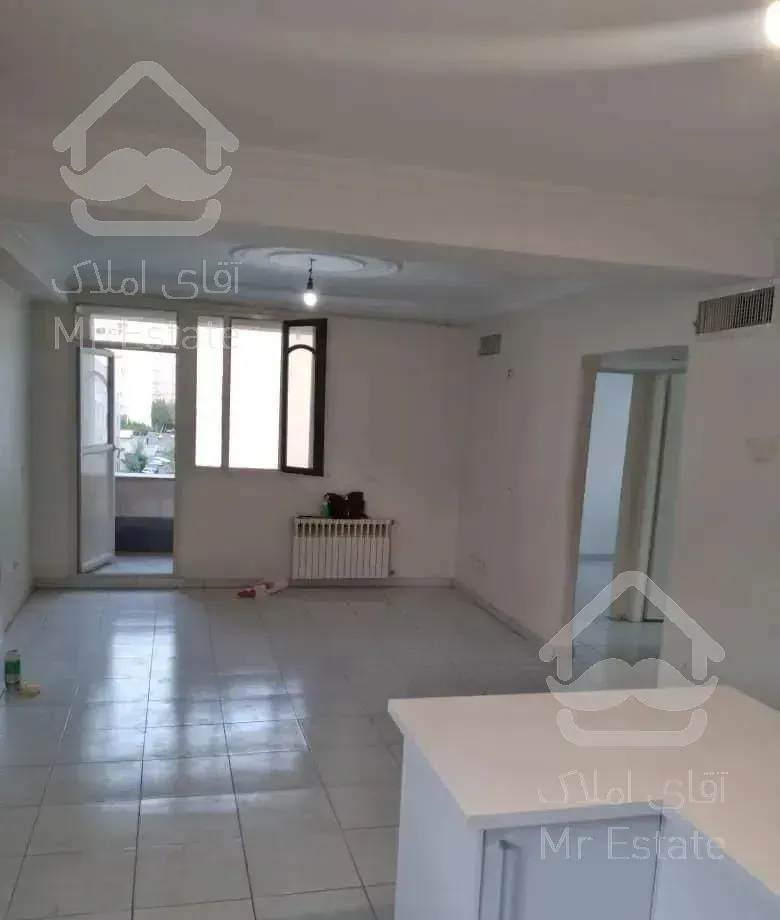 ۸۰ متر دو خواب شمال دریاچه چیتگر