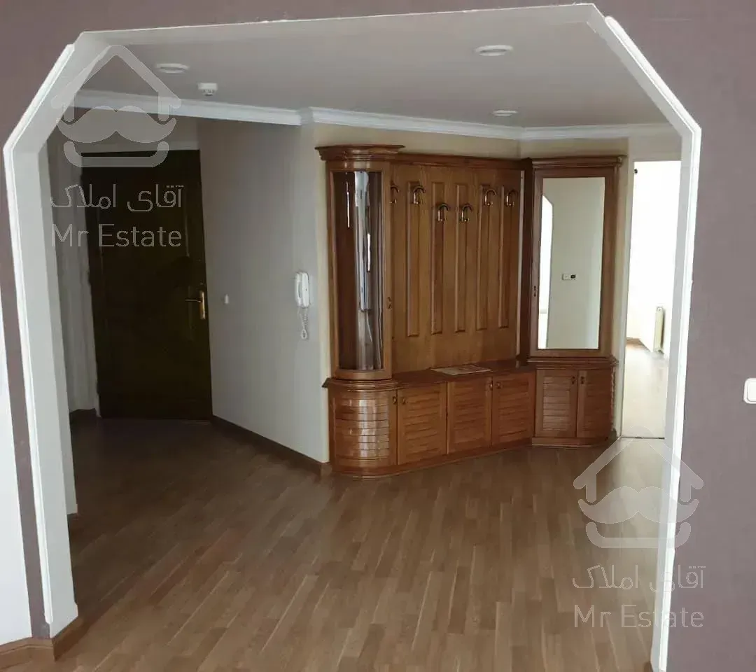 ۳۲۰ متر، ۵ خواب، ونک