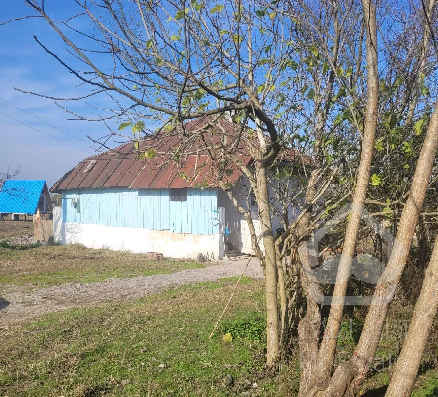 خانه سنتی و اصیل گیلانی ۵۰۰ متری . به قیمت