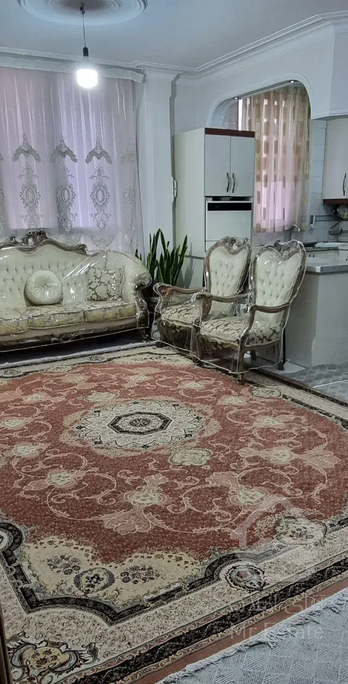 فروش یک واحد آپارتمان ۶۱ متری