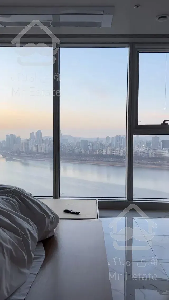 ثبت نام واحد های ۱۲۰ متری فول امکانات در برج هایپرلوکس دریاچه چیتگر