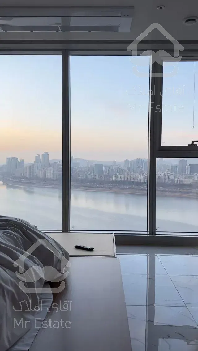 واحد ۴۰/۸۰/۱۲۰ متری برج لوکس دریاچه