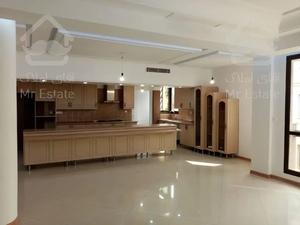 اجاره و رهن آپارتمان زعفرانیه 200  متر لوکس