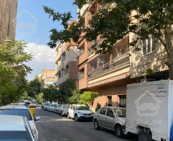 آپارتمان ۱۳۵ متر بازسازی شده موقعیت اداری جلال