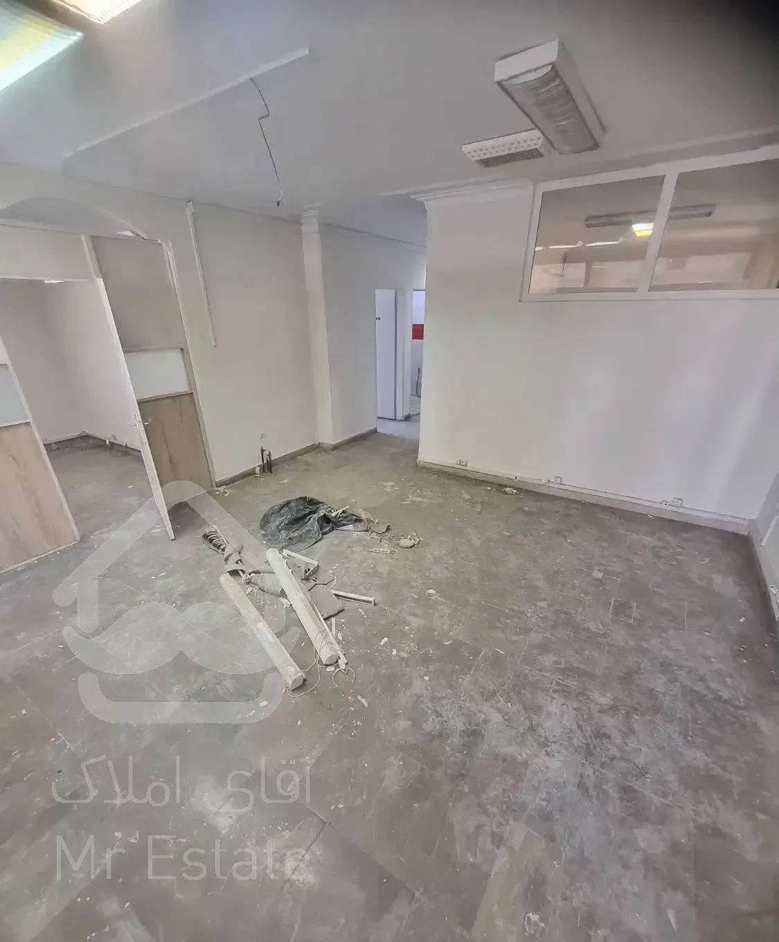 135متر مترو قلهک بهترین لوکیشن