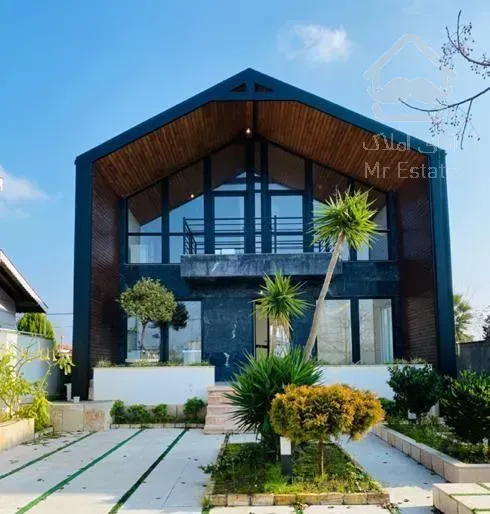 ویلای دنج نزدیک ساحل
