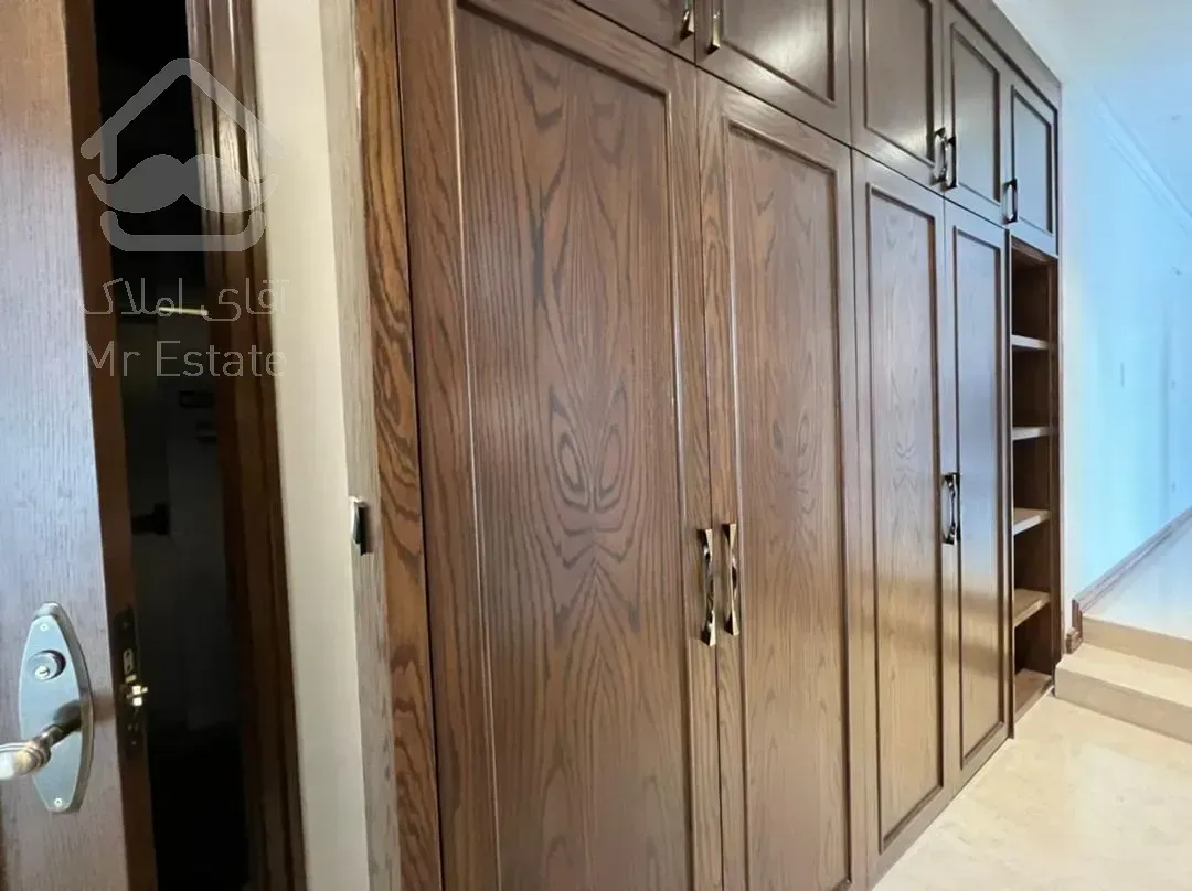 فروش اپارتمان 275 متری زعفرانیه