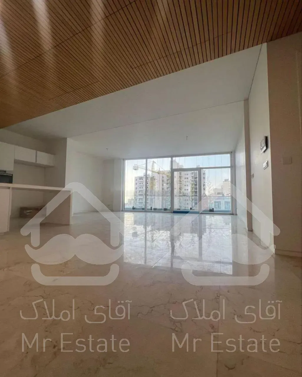 ۱۵۵ متری فرمانیه شرقی